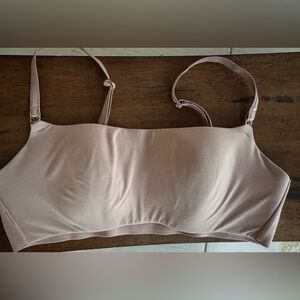 VS wireless lightly padded lounge bra. Like new